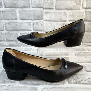 Naturalizer Feather Women's Size 7 Wide Black Classic Low Pump With Detail